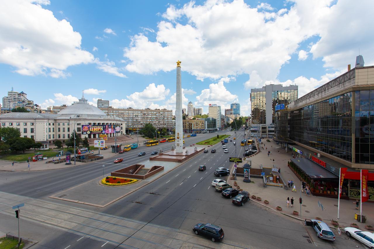 Apartment Near Railway Station Киев Екстериор снимка